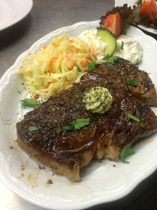Restaurant Hellas im Ostseebad Boltenhagen griechische Spezialitäten Grill-Spezialitäten