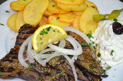 Restaurant Hellas im Ostseebad Boltenhagen griechische Spezialitäten Grill-Spezialitäten